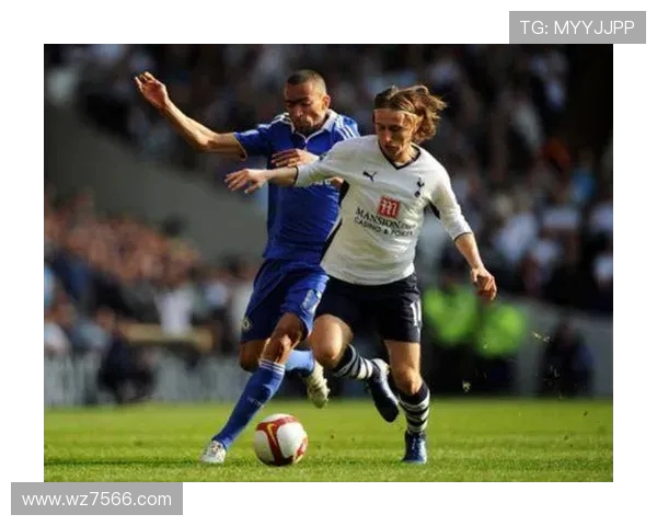 莫德里奇回忆热刺生涯，未能如愿加盟切尔西，反而成就皇马传奇